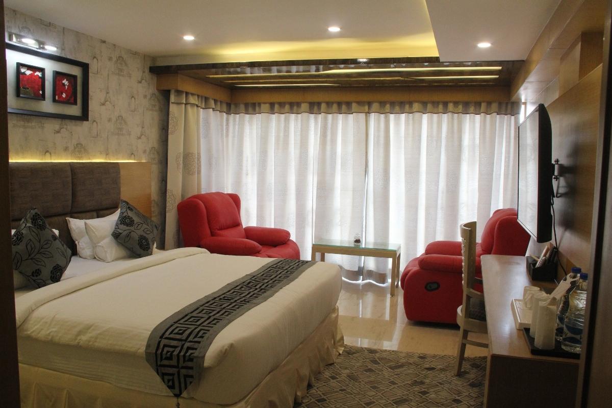 Golden Tree Hotel Puri Exterior photo